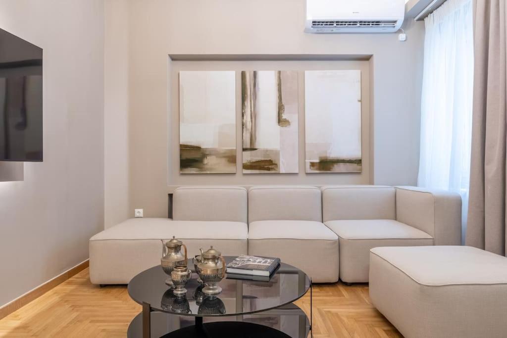 Urban Elegance In Kolonaki Apartment Athens Exterior photo